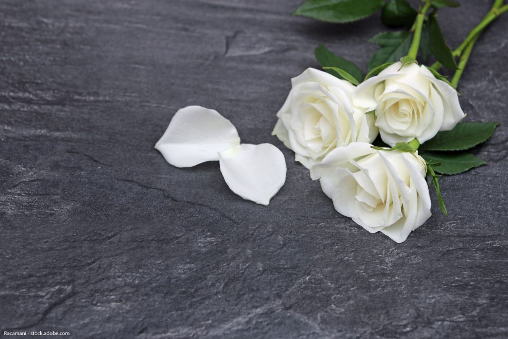 Weiße Blumen, Trauer